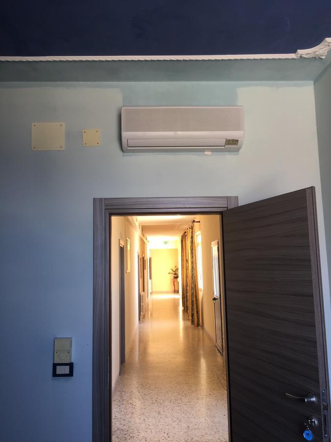 פאולה Hotel Il Castello מראה חיצוני תמונה